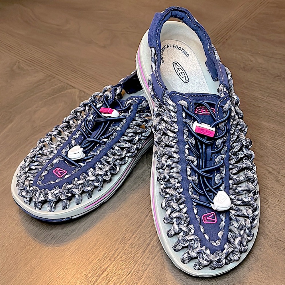 Keen Uneek Bungee Cord Woven Water Sandals